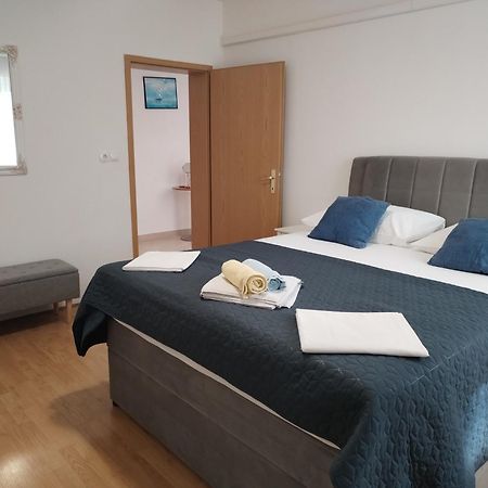 Family Friendly Apartments With A Swimming Pool Supetarska Draga - Donja, Rab - 2019 Exterior foto