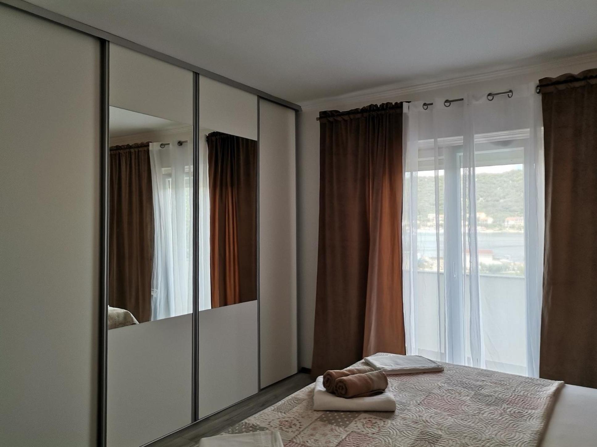 Family Friendly Apartments With A Swimming Pool Supetarska Draga - Donja, Rab - 2019 Zimmer foto